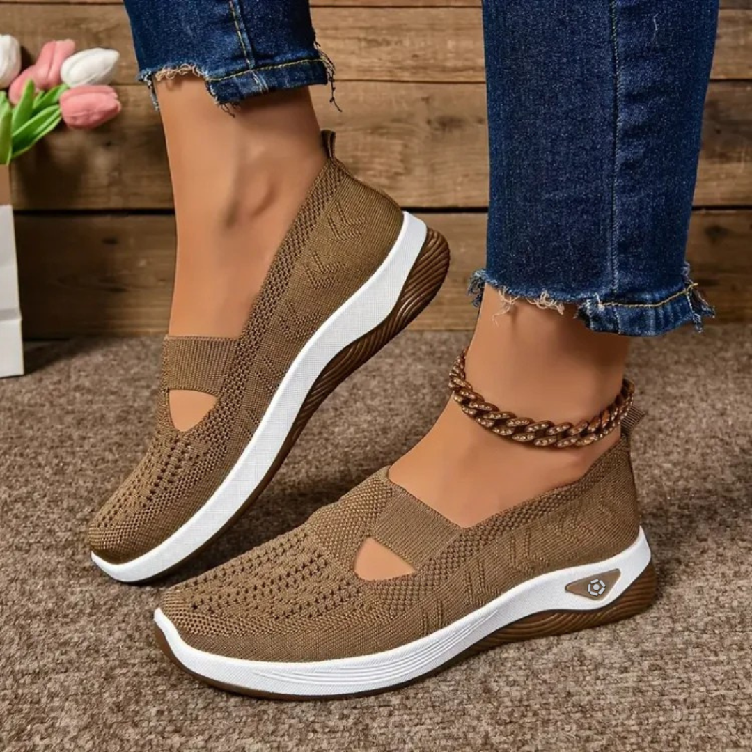 Elara™ | AirStep Comfort Walking Sneakers