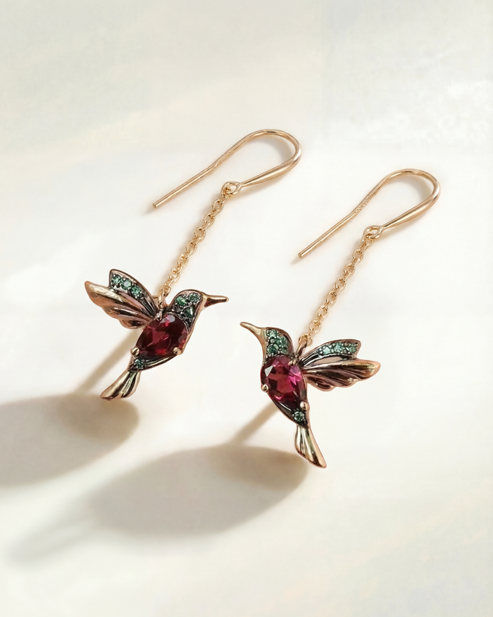 Elegant Safira Stud Earrings
