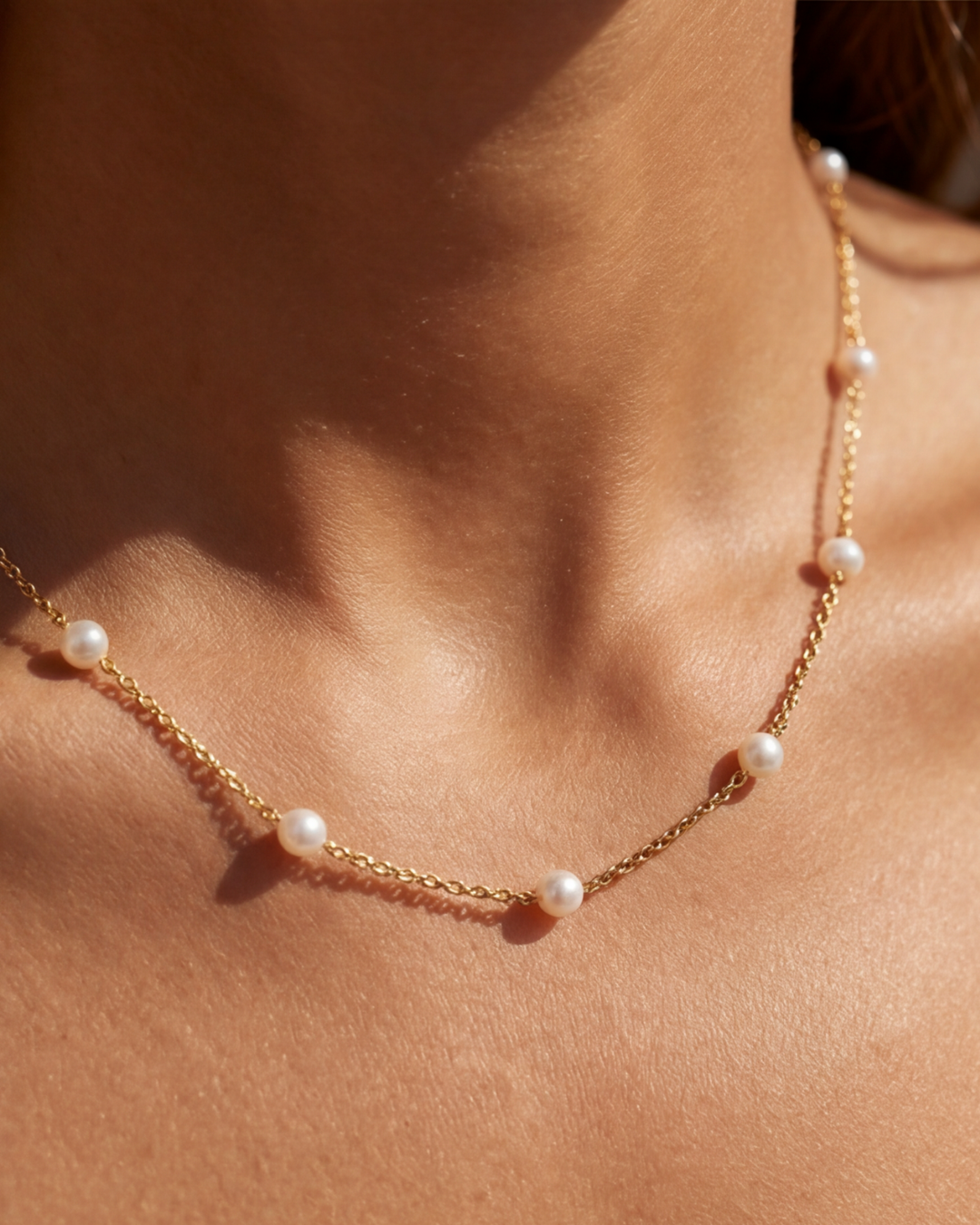Yara Pendant Necklace
