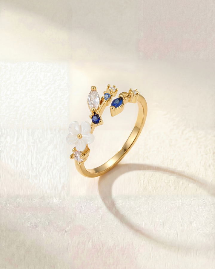 Kavira Statement Ring