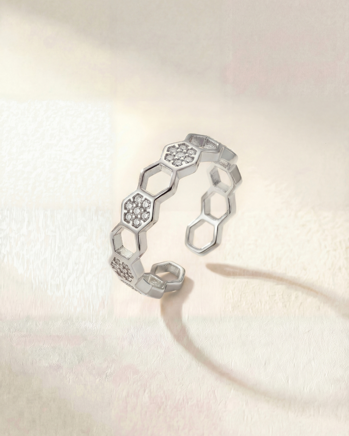 Nelaya Statement Ring