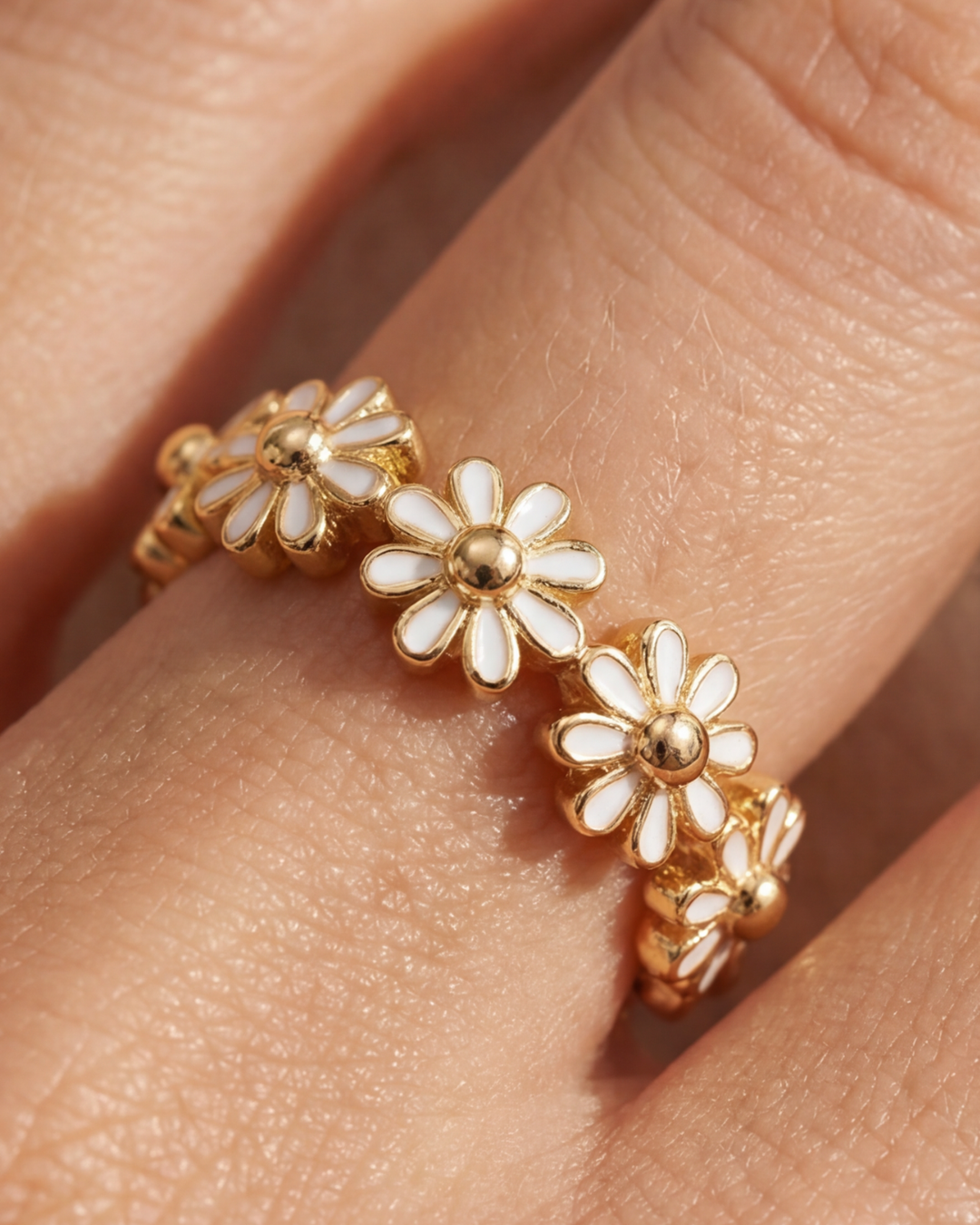 Amira Elegant Ring