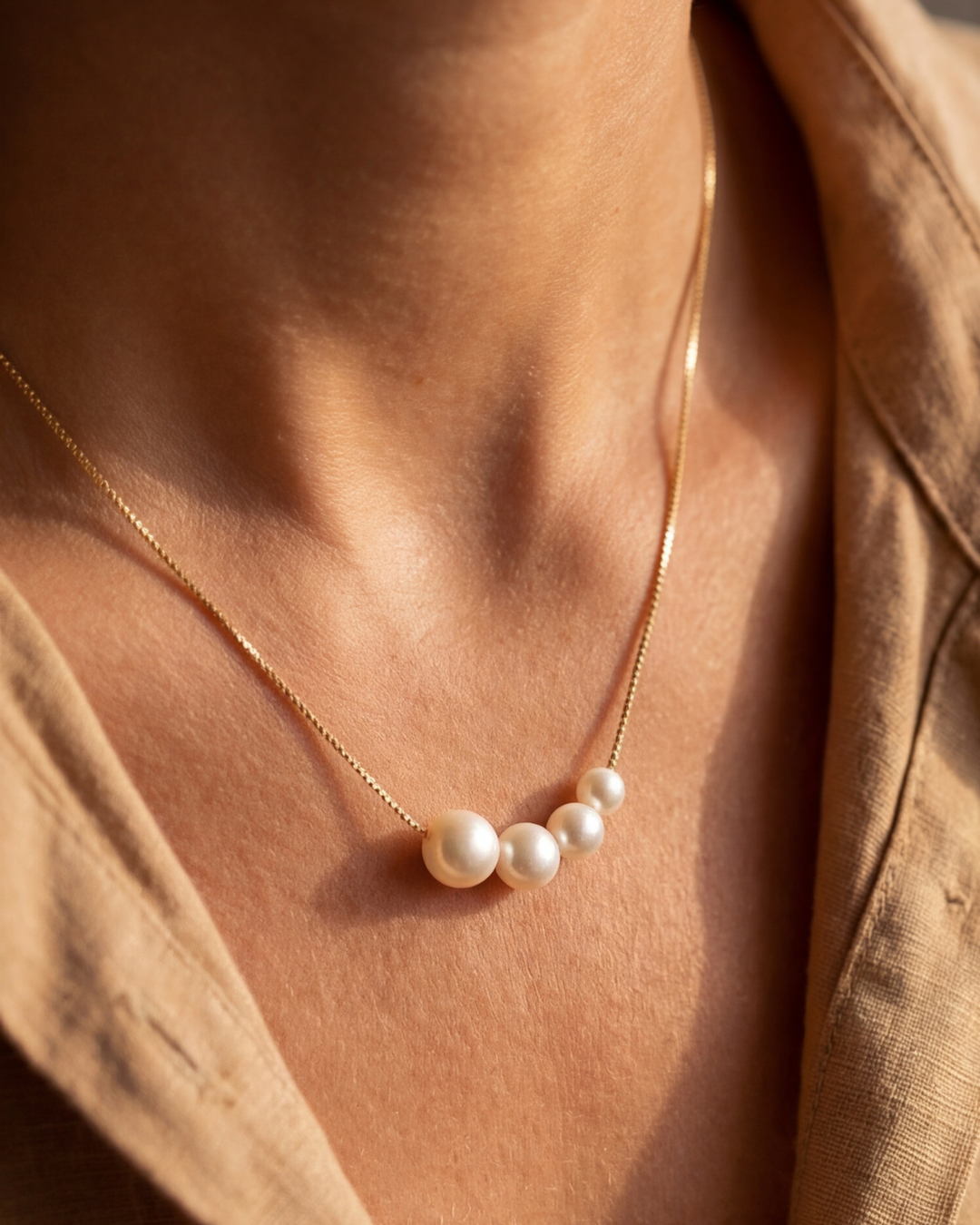 Safina Pendant Necklace