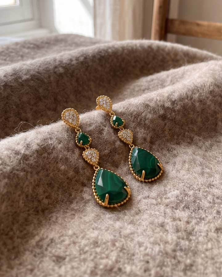 Enzi Stud Earrings