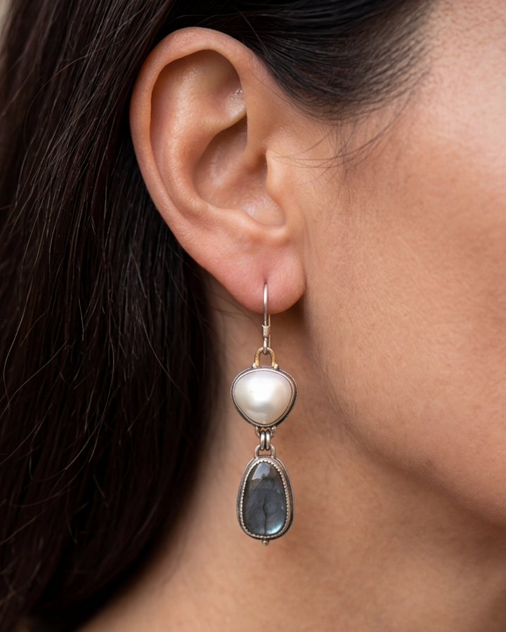 Calista Elegant Earrings
