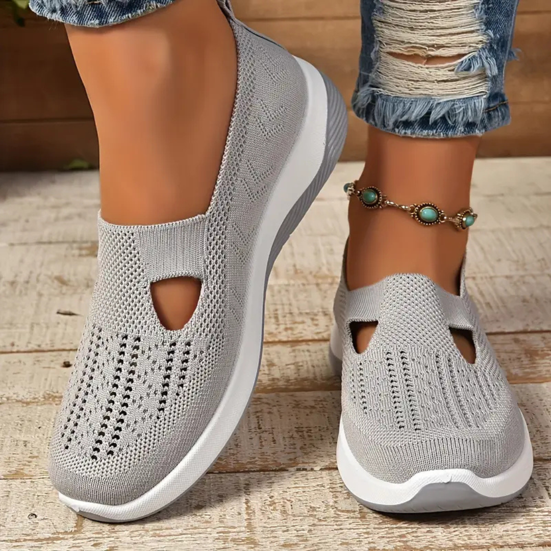 Elara™ | AirStep Comfort Walking Sneakers