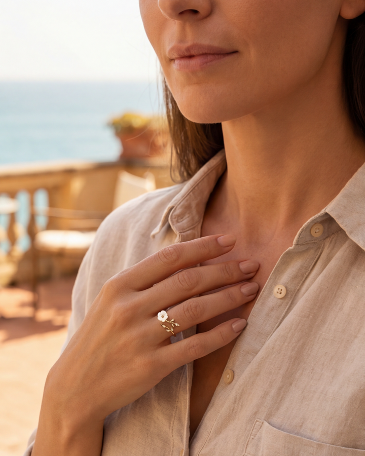 Kavira Statement Ring