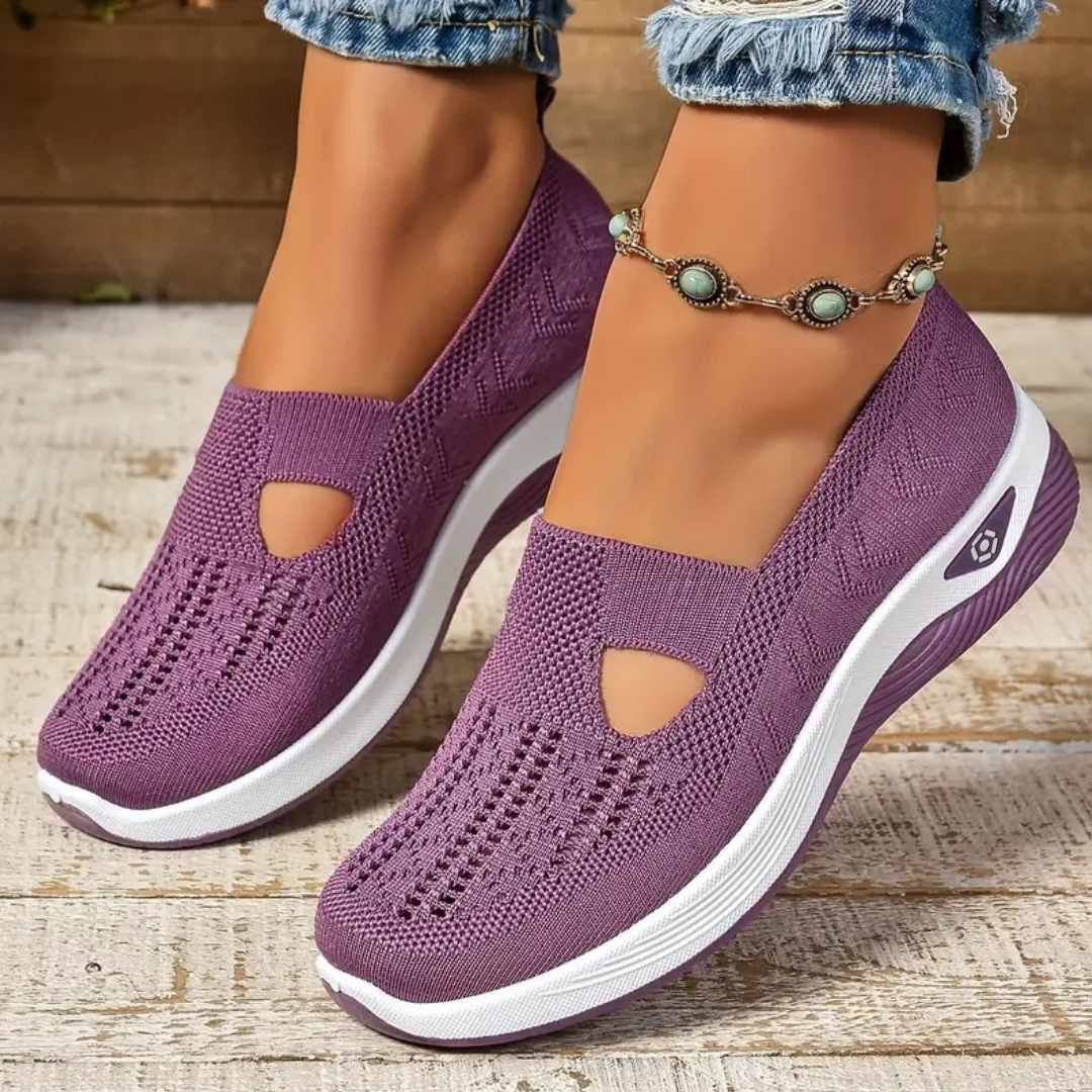 Elara™ | AirStep Comfort Walking Sneakers