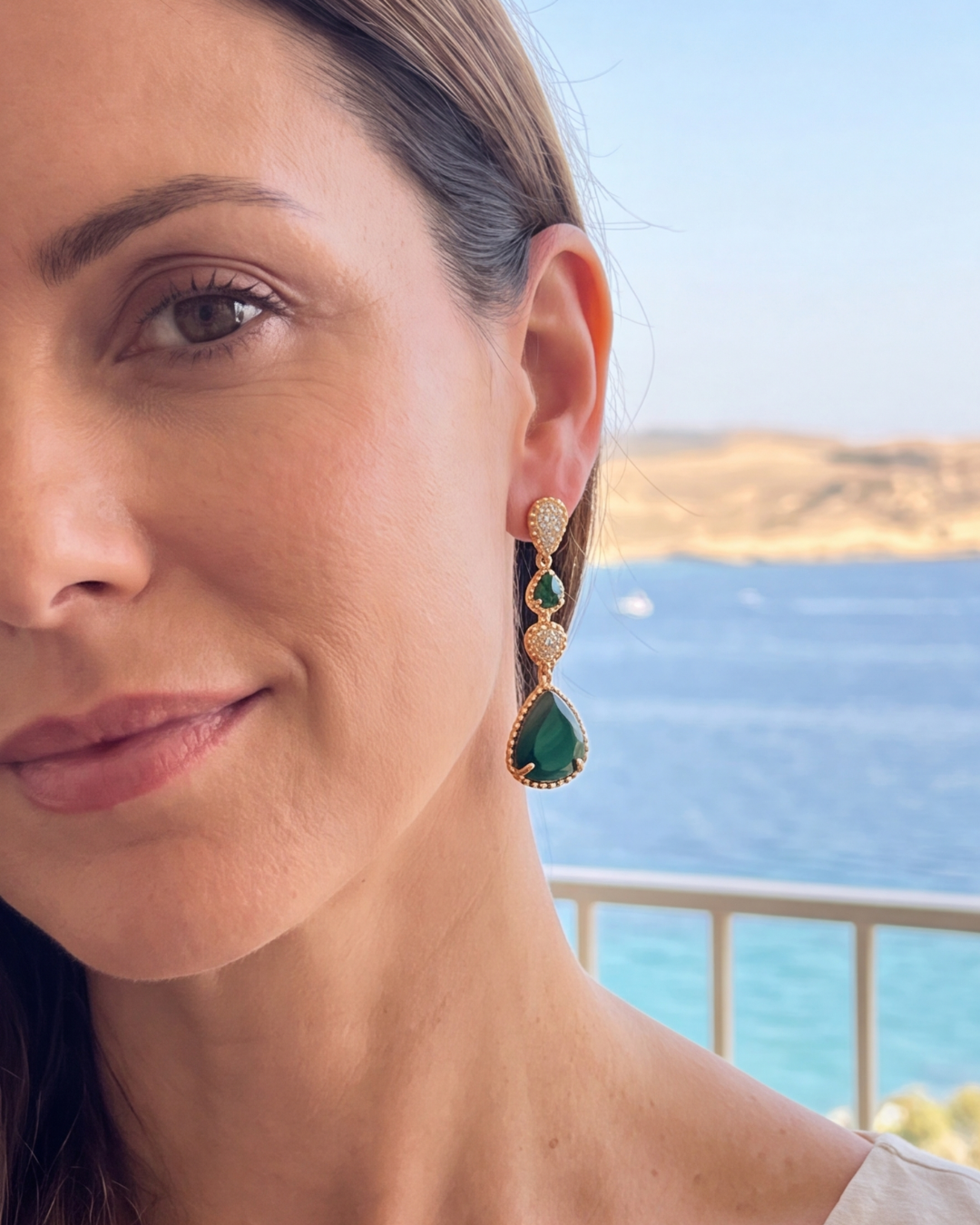 Enzi Stud Earrings