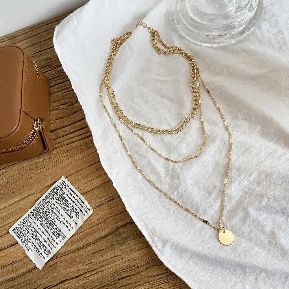 Chic Gold and Silver Collar