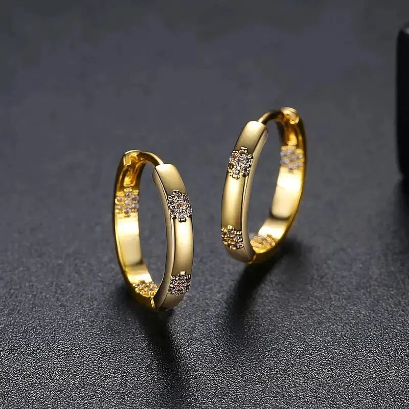 Retro Circular Earrings Adorned with a Golden Floral Design